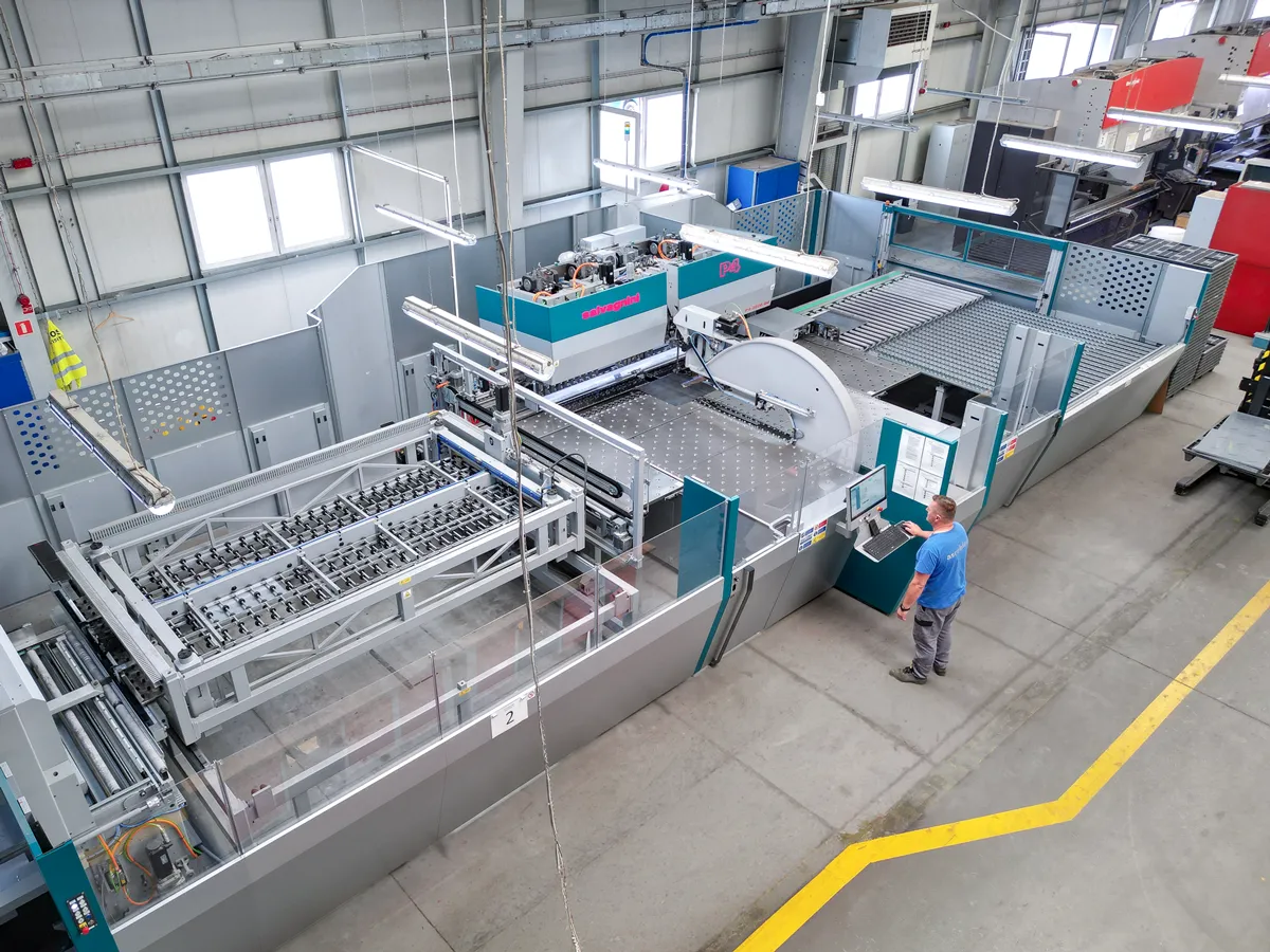 Salvagnini P4 Lean-bending center-1